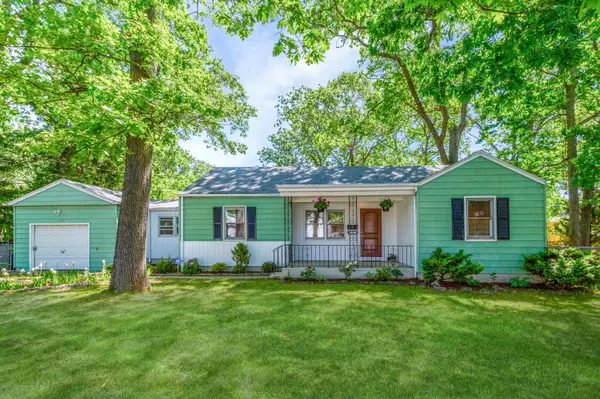 902 Englishtown Road, Old Bridge, NJ 08857