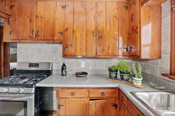 Mantoloking, NJ 08738,324 W Kupper Drive