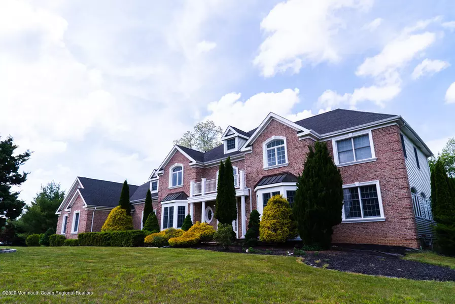 3 Jewel Court, Marlboro, NJ 07746