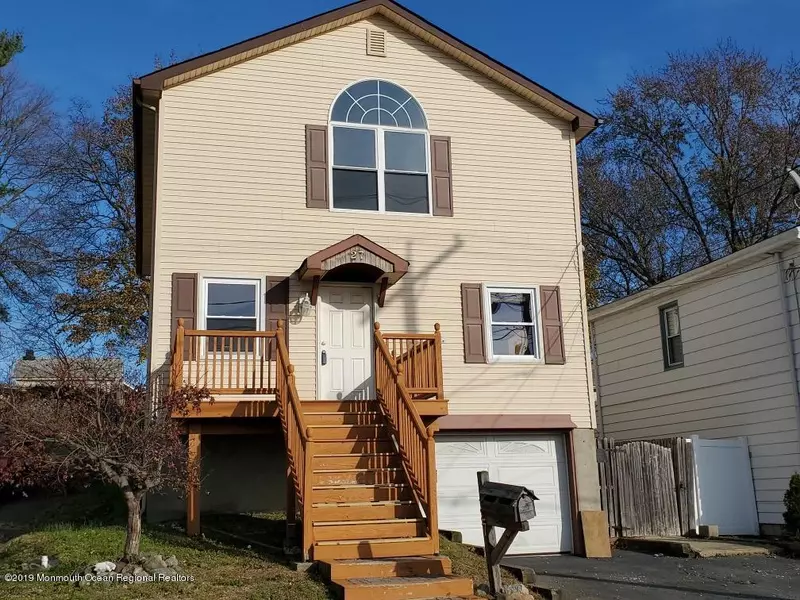 27 Beers Street, Keyport, NJ 07735