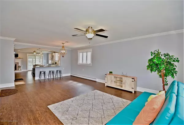 Toms River, NJ 08757,20 San Salvador Street