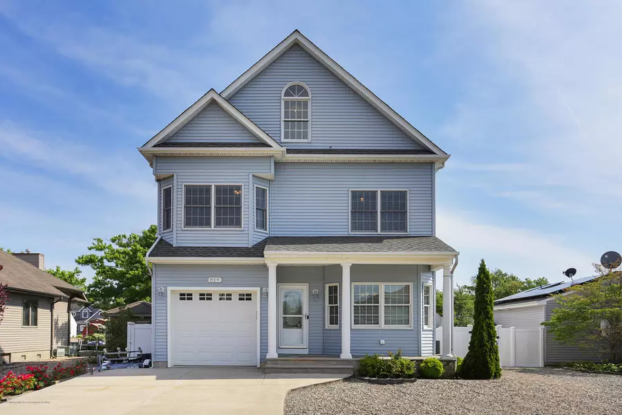 819 Bowsprit Point, Lanoka Harbor, NJ 08734