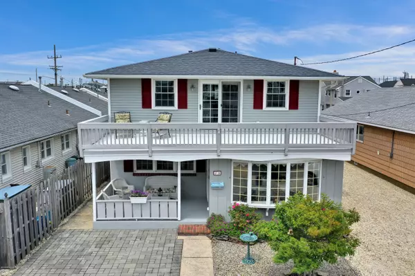 29 Westmont Avenue, Lavallette, NJ 08735