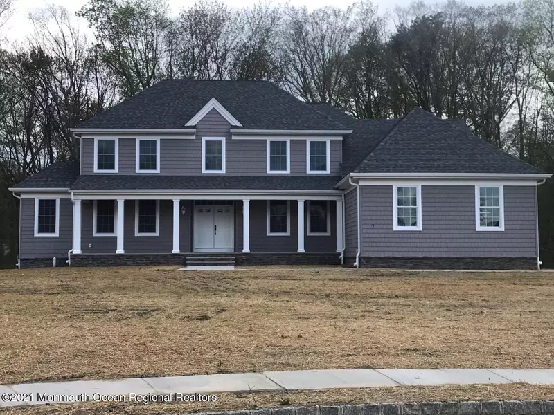 7 Duchess Court, Farmingdale, NJ 07727