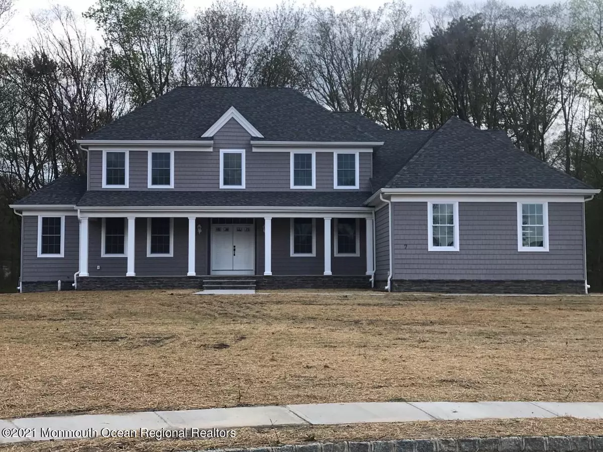 Farmingdale, NJ 07727,7 Duchess Court
