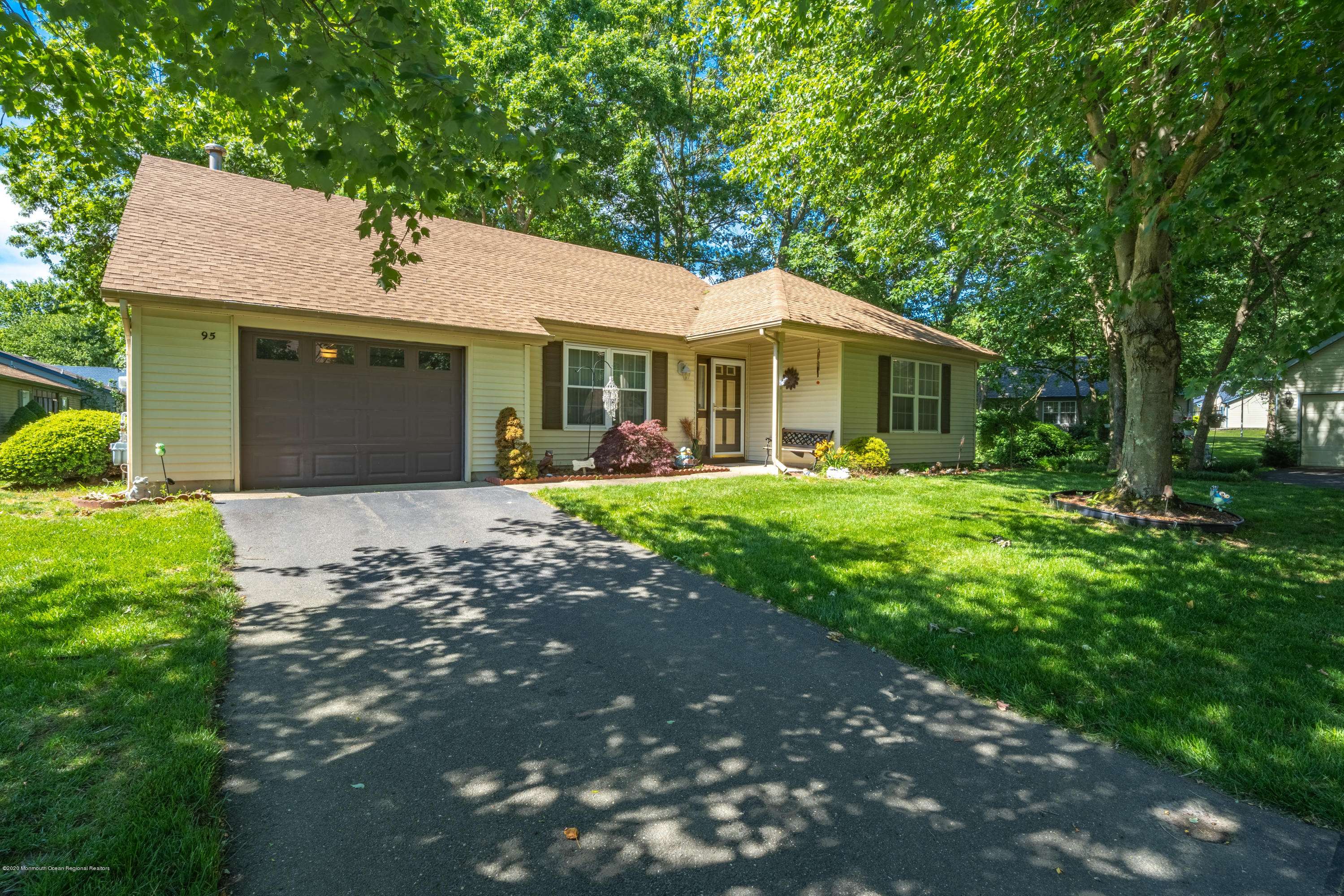 Whiting, NJ 08759,95 Morning Glory Lane