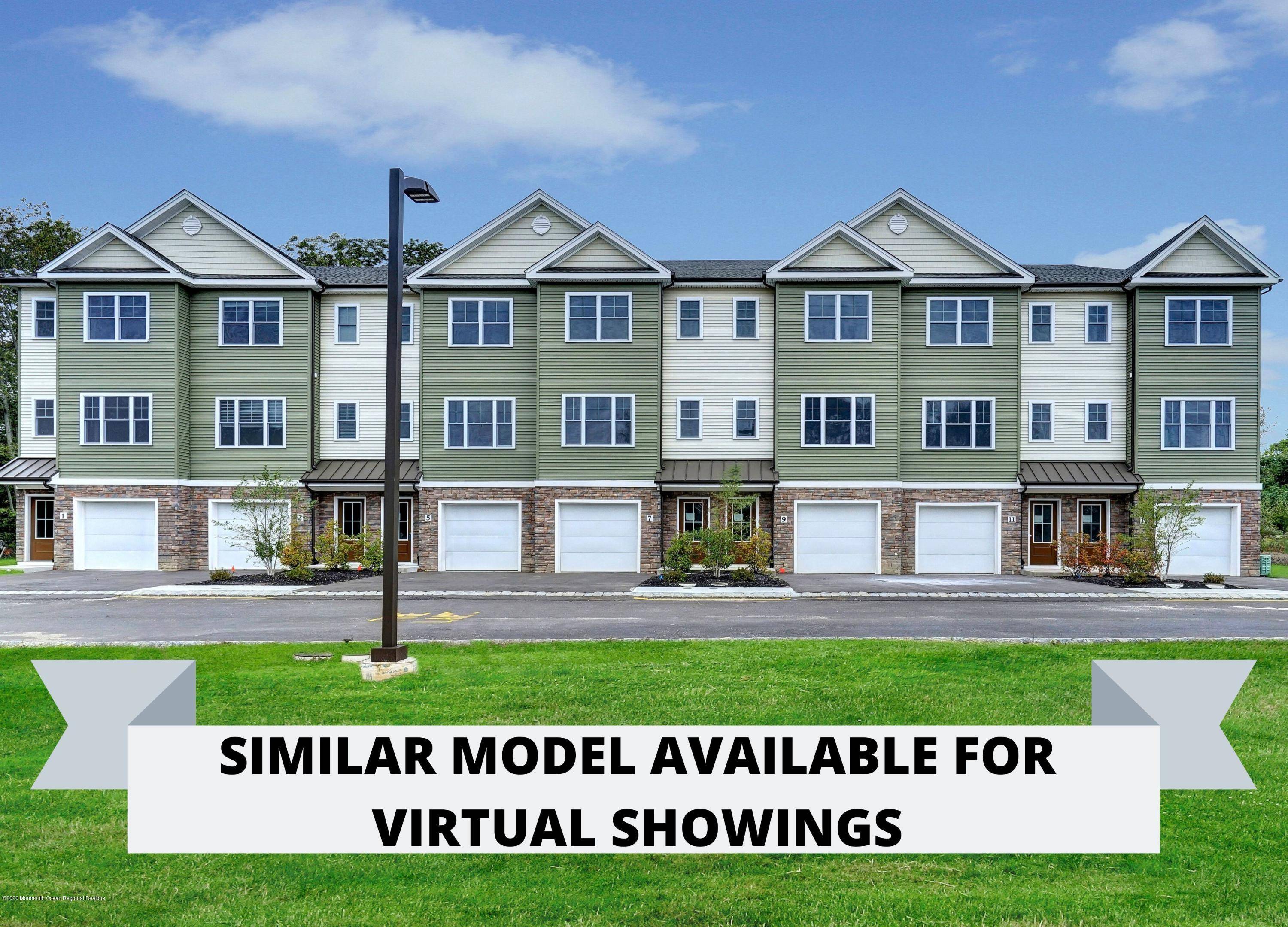 25 Berkeley Crossing, Bayville, NJ 08721