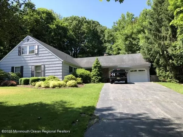 86 Andrew Avenue, Oakland, NJ 07436