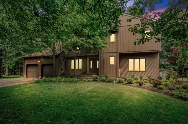 North Brunswick, NJ 08902,8 Vetter Court