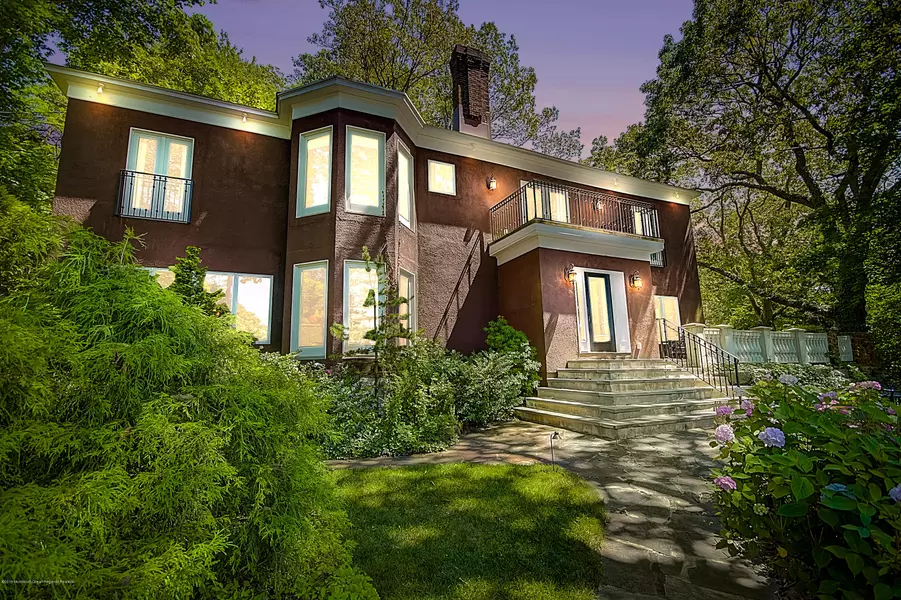 50 Hooper Avenue, Atlantic Highlands, NJ 07716