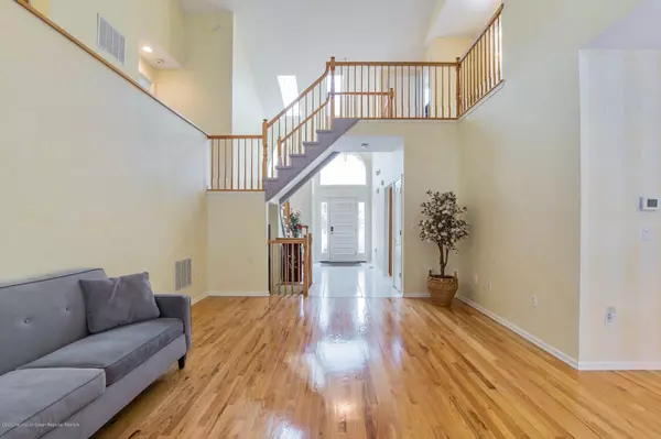 Holmdel, NJ 07733,155 Stanwick Court