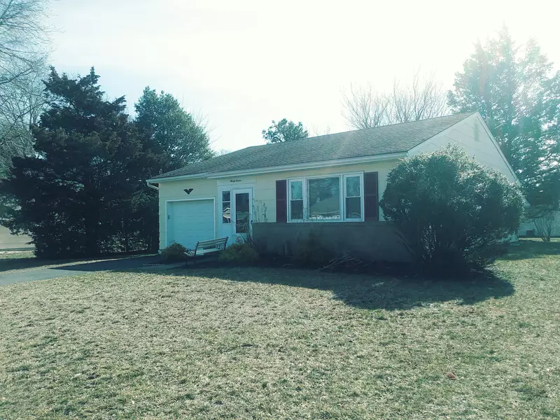 37 Carlisle Road, Toms River, NJ 08757