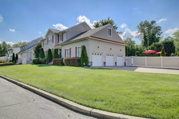 Cliffwood, NJ 07721,172 Milton Avenue