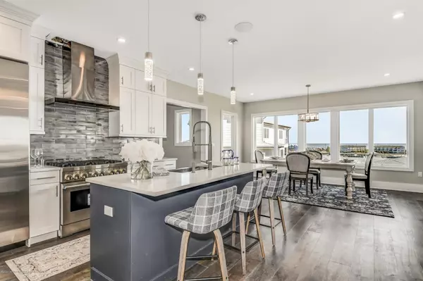 Highlands, NJ 07732,882 Portland Road