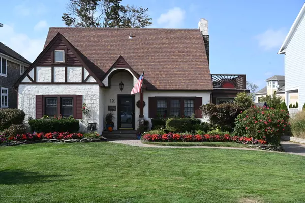 9 Crescent Drive, Brielle, NJ 08730