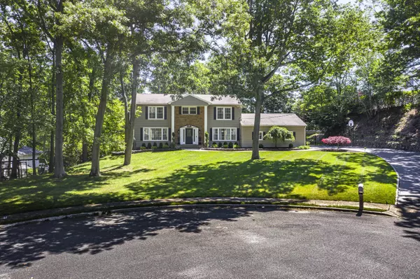 8 Emma Drive, Ocean Twp, NJ 07712