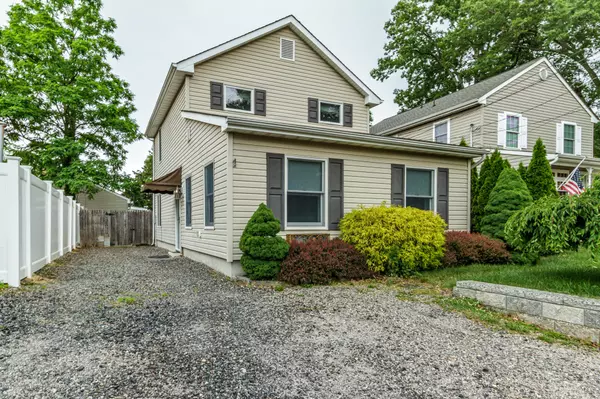 442 W End Avenue, Toms River, NJ 08753