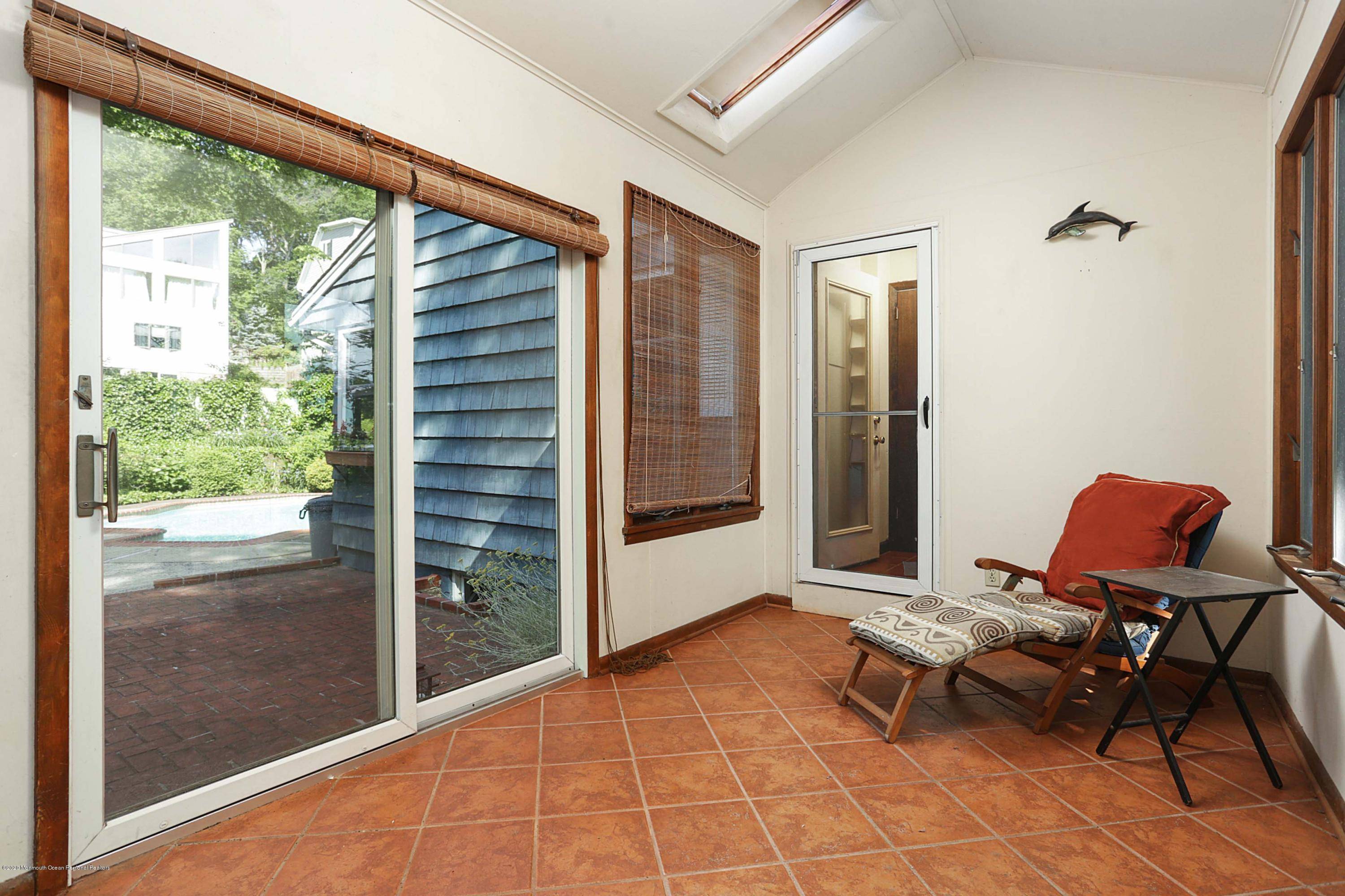 Atlantic Highlands, NJ 07716,17 Lawrie Road