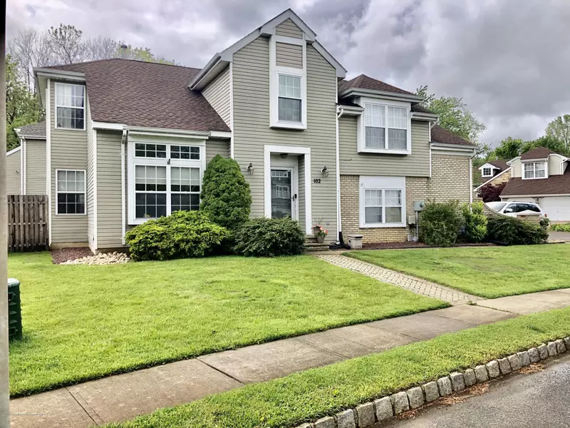 102 Kentucky Way, Freehold, NJ 07728