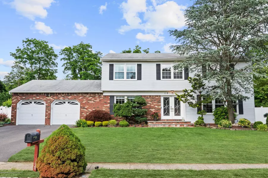 12 Cypress Lane, Marlboro, NJ 07746