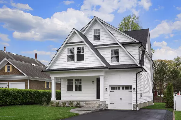 21 Holly Street, Rumson, NJ 07760