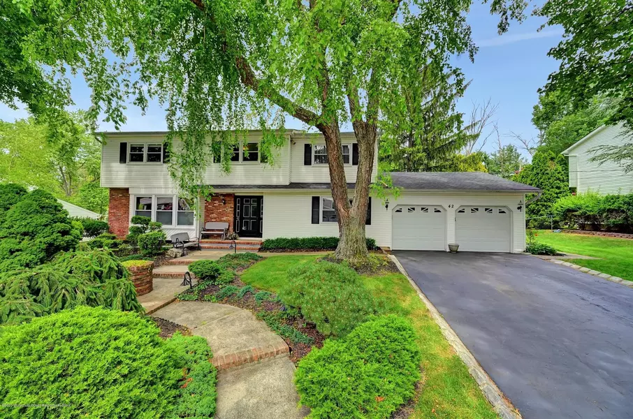 42 Ottowa Road S, Marlboro, NJ 07746
