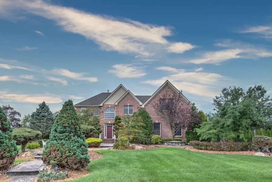 14 Blake Drive, Marlboro, NJ 07746