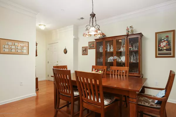 East Brunswick, NJ 08816,540 Cranbury Road #118