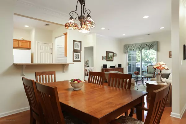 East Brunswick, NJ 08816,540 Cranbury Road #118