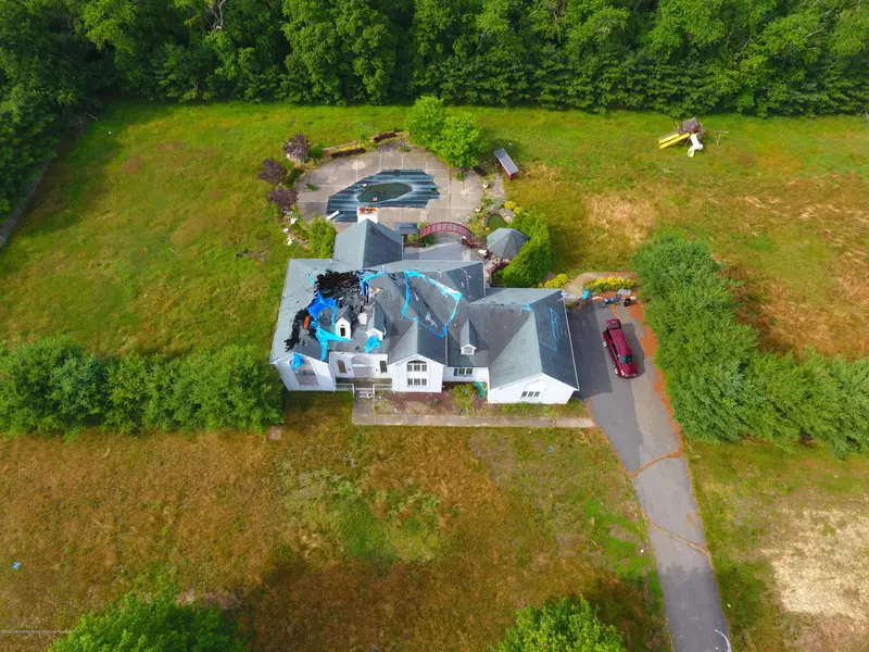 15 Crest Circle Drive, Millstone, NJ 08510