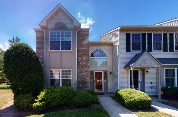 19 Ambrose Lane #165, Holmdel, NJ 07733