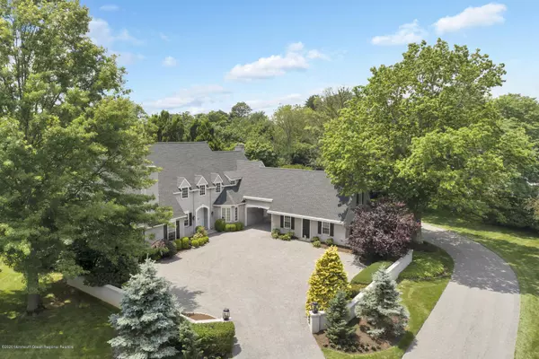 Rumson, NJ 07760,19 Sheraton Lane