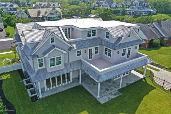 Spring Lake, NJ 07762,10 Lorraine Avenue