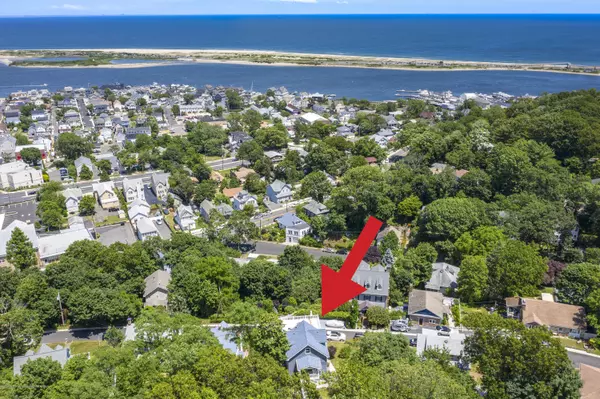 Highlands, NJ 07732,16 Bay Street