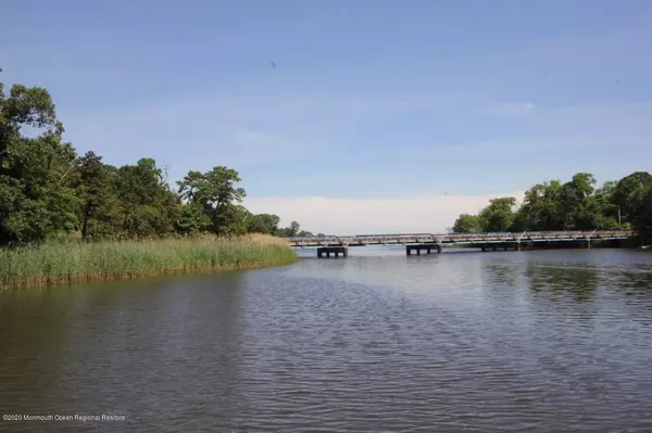 Rumson, NJ 07760,321 Linden Avenue