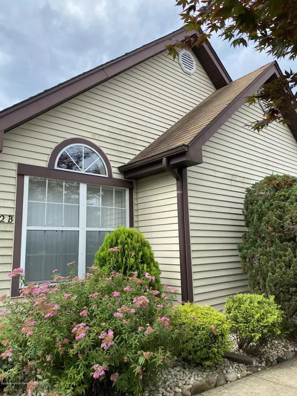 Monroe, NJ 08831,22 Ashbourne Drive #B