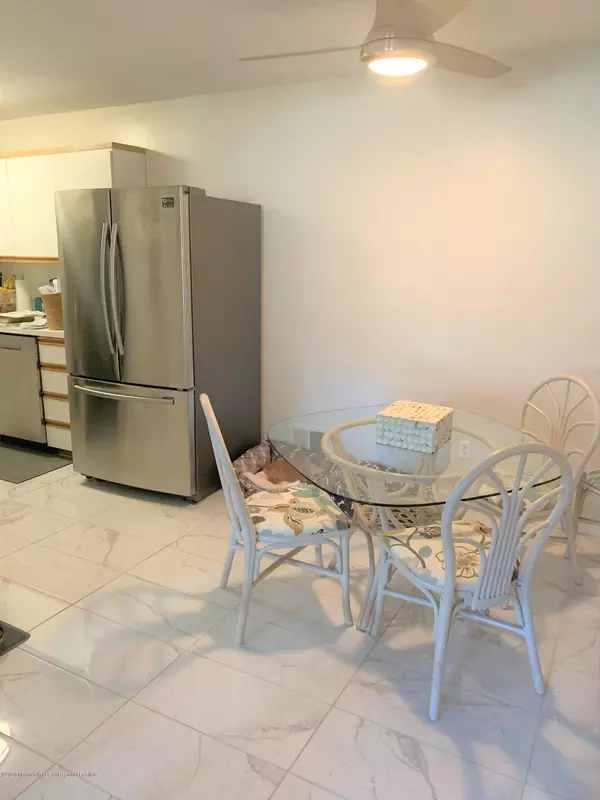 Point Pleasant, NJ 08742,601 Mistletoe Avenue #18