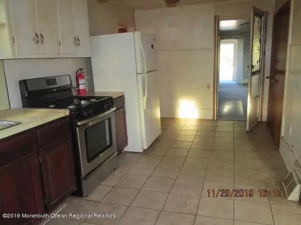 Little Egg Harbor, NJ 08087,61 Dock Street