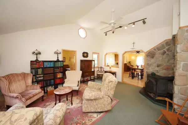 Millstone, NJ 08510,359 Stagecoach Road