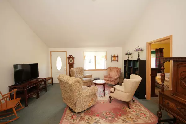 Millstone, NJ 08510,359 Stagecoach Road