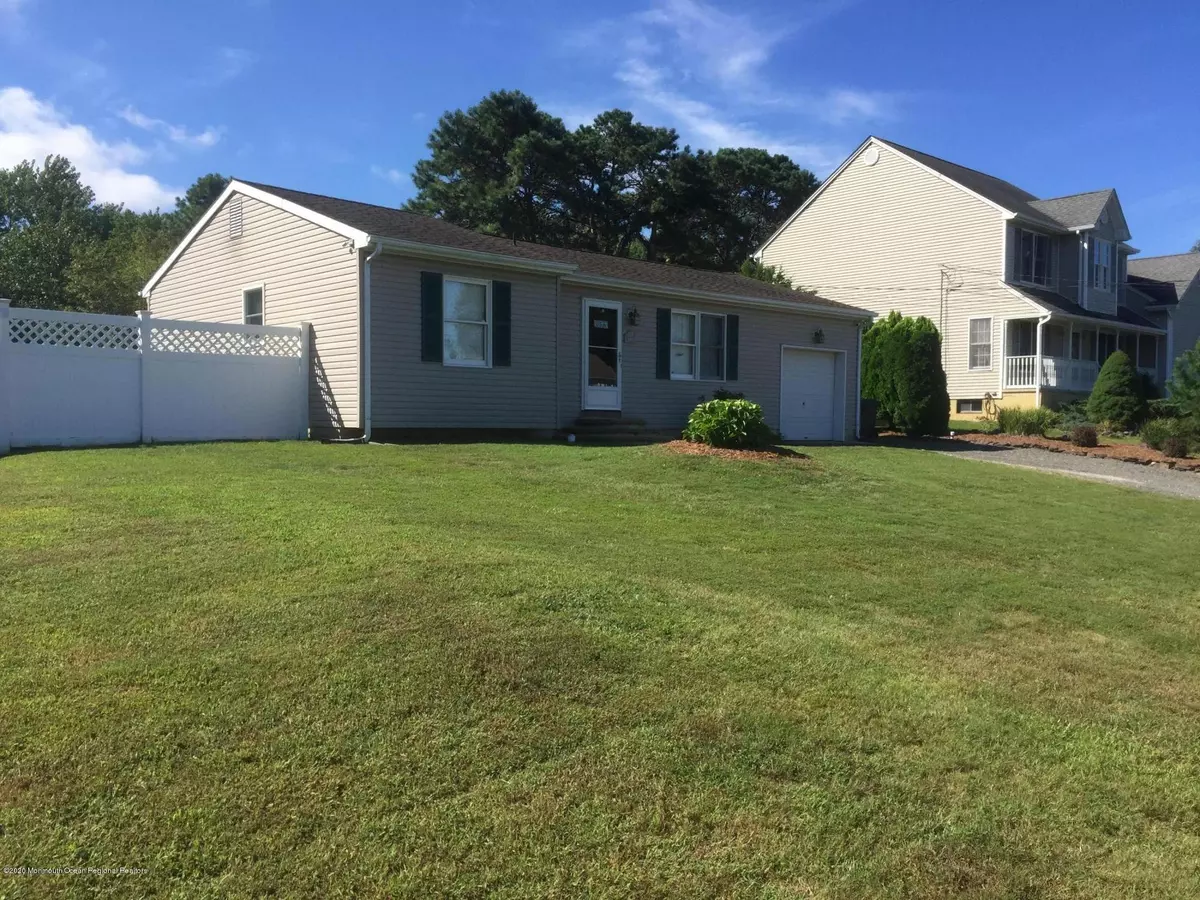 Manahawkin, NJ 08050,1113 Seashell Avenue