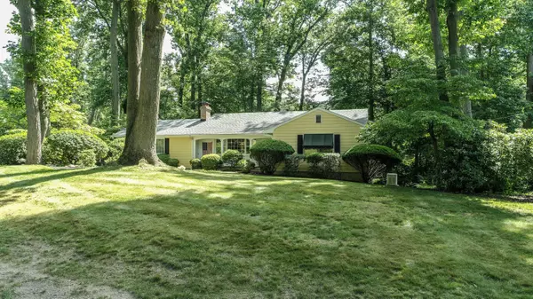 Middletown, NJ 07748,42 Heron Road