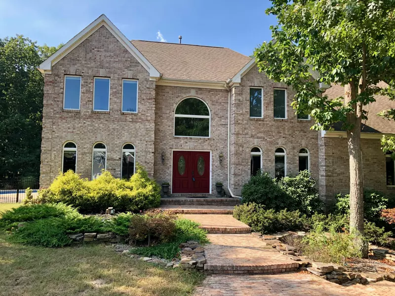 1 Mountain View Court, Millstone, NJ 08510