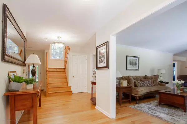 Little Silver, NJ 07739,130 Rumson Place