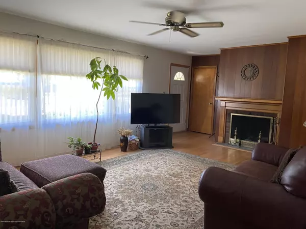 Matawan, NJ 07747,46 Beechwood Terrace