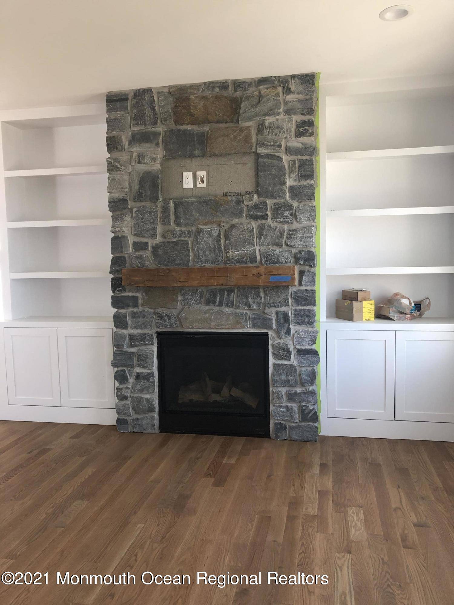 Rumson, NJ 07760,41 Forrest Avenue