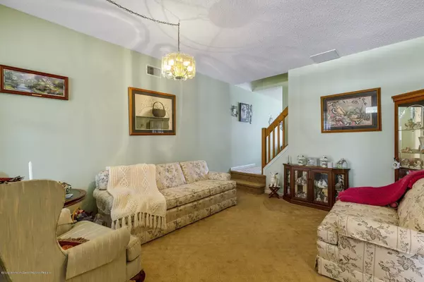 Lanoka Harbor, NJ 08734,1011 Bowsprit Point