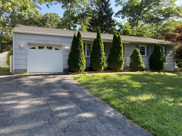 50 Mapletree Road, Toms River, NJ 08753