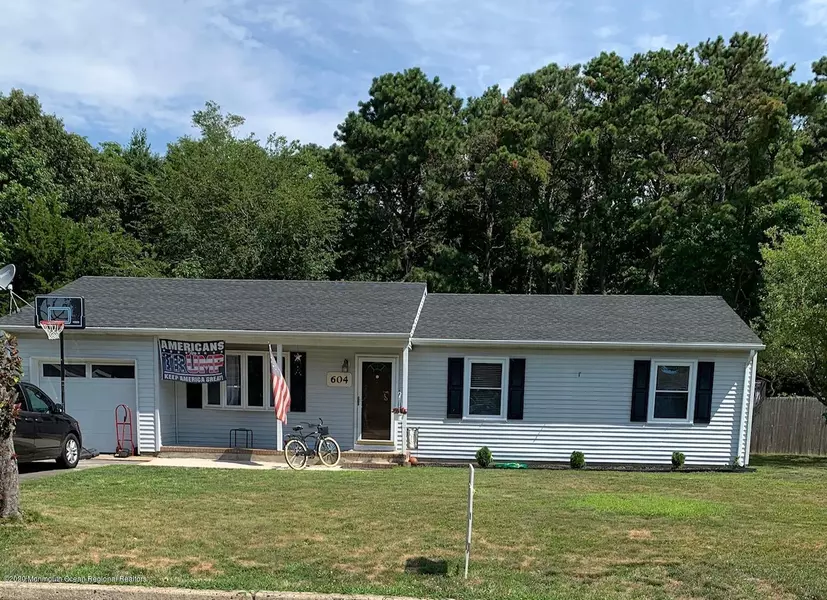 604 Pine Street, Lanoka Harbor, NJ 08734