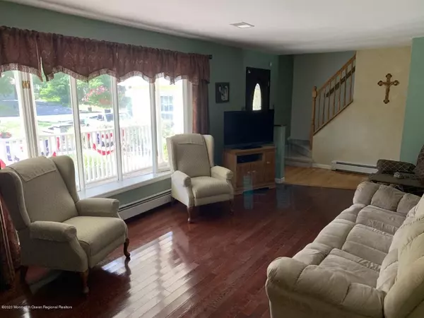 Lanoka Harbor, NJ 08734,113 Brick Avenue